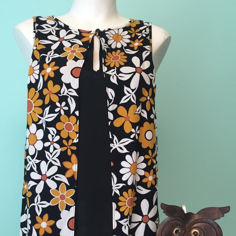 Feminine Flower Power Tank Blouse Size US 6 / EU 38